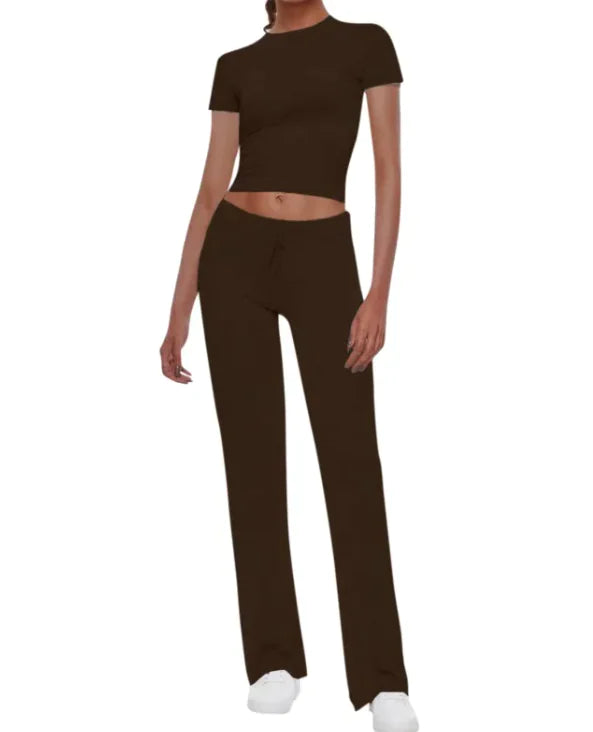 Classic Ease T-Shirt & Pants Set